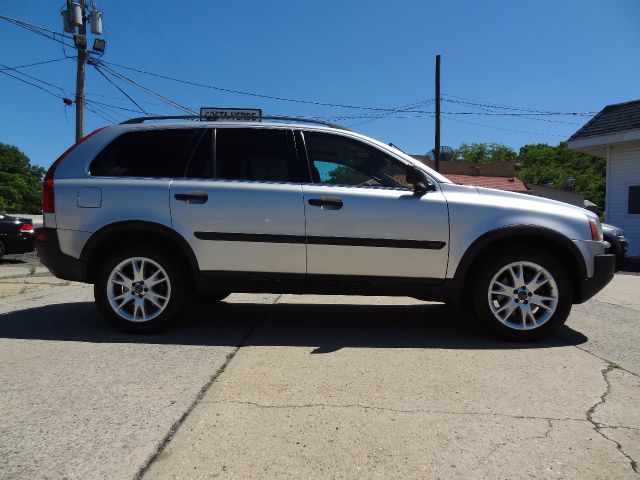 2004 Volvo XC90 3.0si Navigation Pano Htd Sts