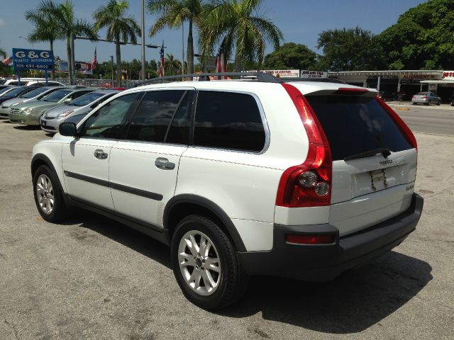 2004 Volvo XC90 4WD 4dr Sport