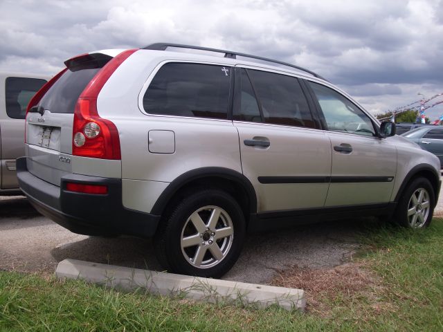 2004 Volvo XC90 4WD 4dr Sport