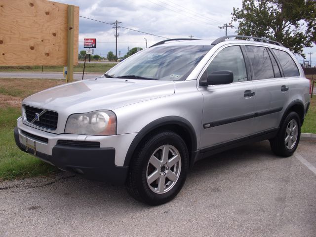 2004 Volvo XC90 4WD 4dr Sport