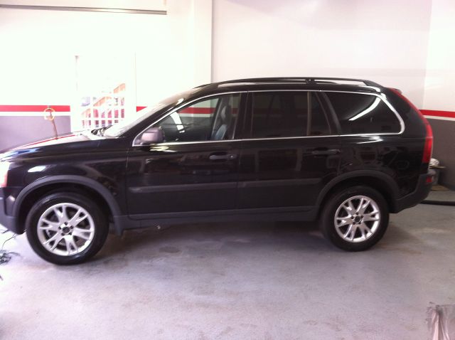 2004 Volvo XC90 3.0si Navigation Pano Htd Sts