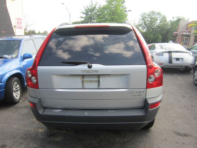 2004 Volvo XC90 3.0si Navigation Pano Htd Sts