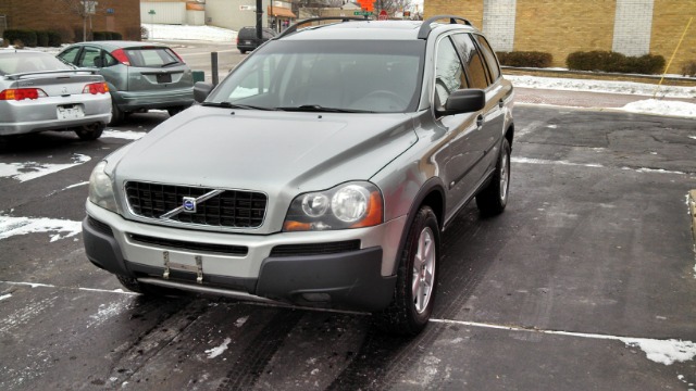 2004 Volvo XC90 Sport 4x4 SUV