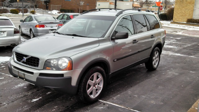 2004 Volvo XC90 Sport 4x4 SUV