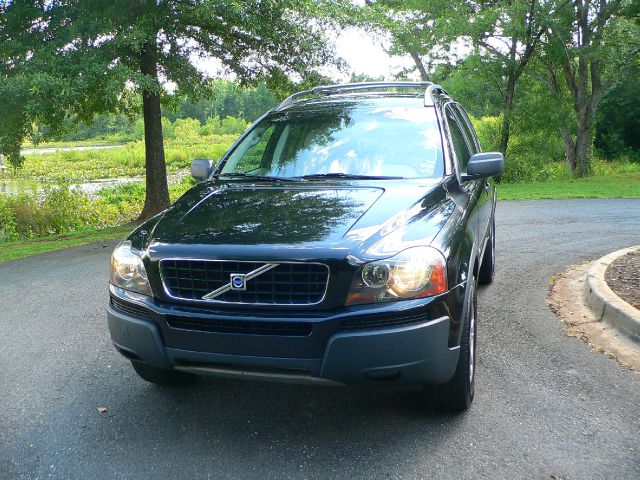 2004 Volvo XC90 4WD 4dr Sport