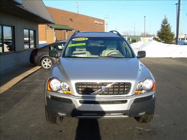 2004 Volvo XC90 4WD 4dr Sport