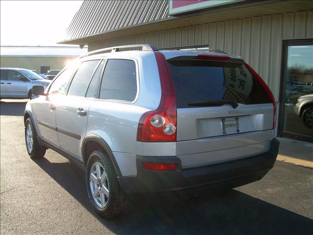 2004 Volvo XC90 4WD 4dr Sport