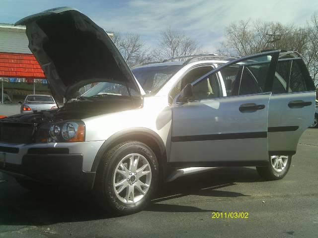 2004 Volvo XC90 4WD 4dr Sport