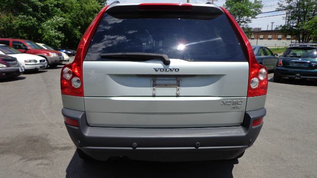 2004 Volvo XC90 Sport 4x4 SUV