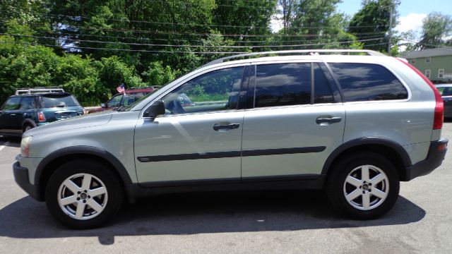 2004 Volvo XC90 Sport 4x4 SUV