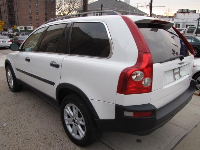 2004 Volvo XC90 2dr Cpe Auto Trans