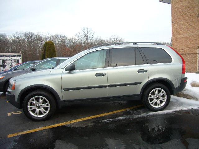 2004 Volvo XC90 LE 4x4 SUV