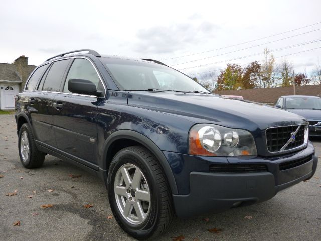 2004 Volvo XC90 Sport 4x4 SUV