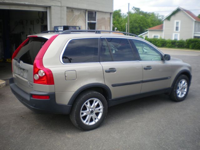 2004 Volvo XC90 3.0si Navigation Pano Htd Sts