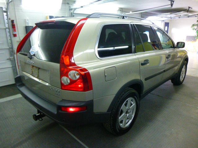 2004 Volvo XC90 Sport 4x4 SUV