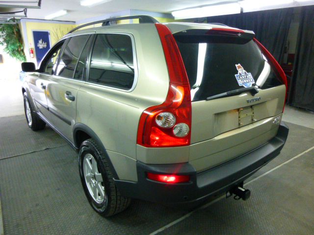 2004 Volvo XC90 Sport 4x4 SUV