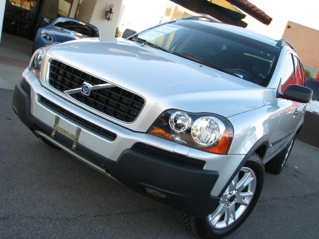 2004 Volvo XC90 TDI Sedan 4D