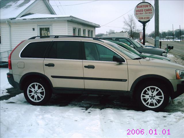 2004 Volvo XC90 LE 4x4 SUV