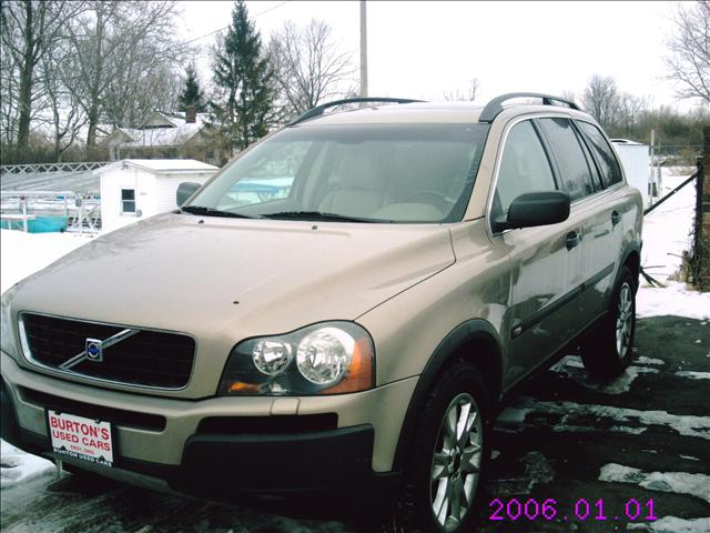 2004 Volvo XC90 LE 4x4 SUV