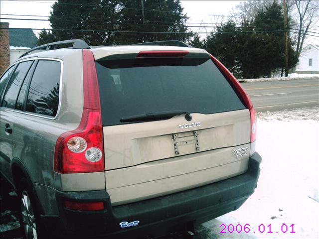 2004 Volvo XC90 LE 4x4 SUV