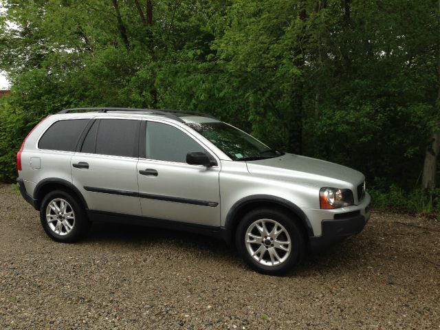 2004 Volvo XC90 3.0si Navigation Pano Htd Sts