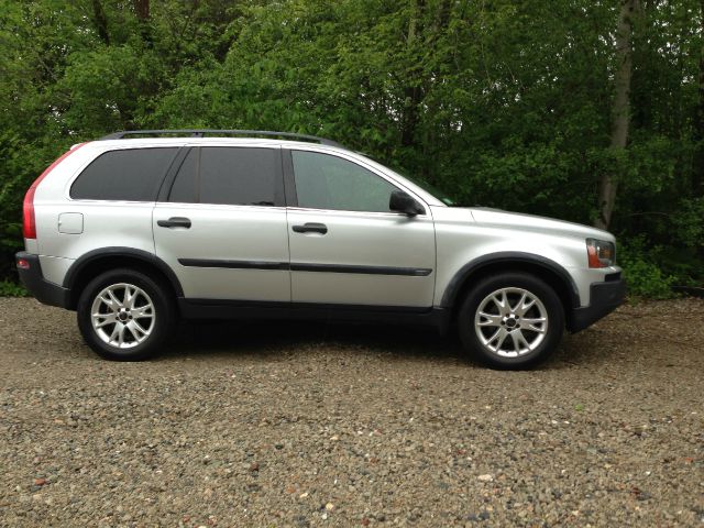 2004 Volvo XC90 3.0si Navigation Pano Htd Sts