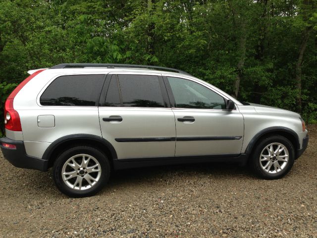 2004 Volvo XC90 3.0si Navigation Pano Htd Sts