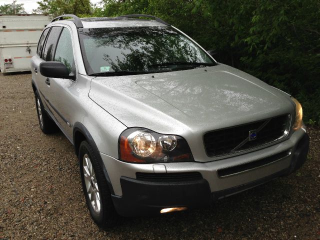 2004 Volvo XC90 3.0si Navigation Pano Htd Sts