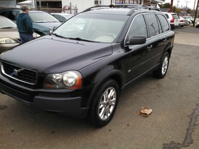 2004 Volvo XC90 Sport 4x4 SUV