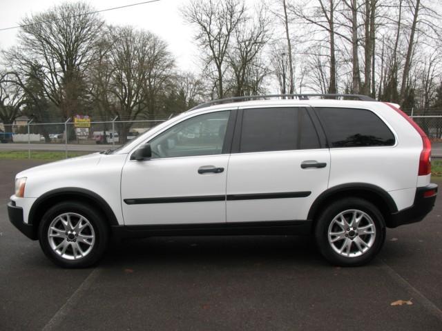 2004 Volvo XC90 LE 4x4 SUV