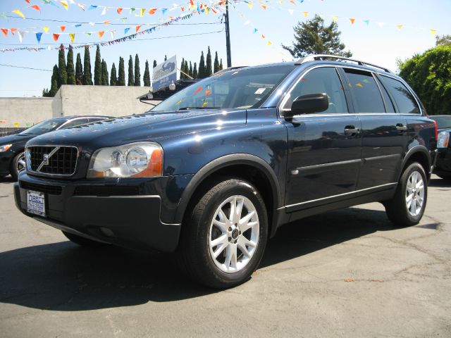 2004 Volvo XC90 3.0si Navigation Pano Htd Sts