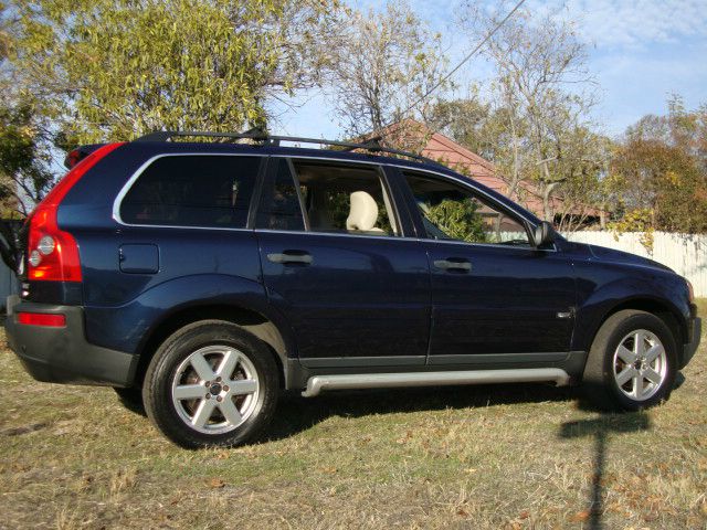 2004 Volvo XC90 Sport 4x4 SUV