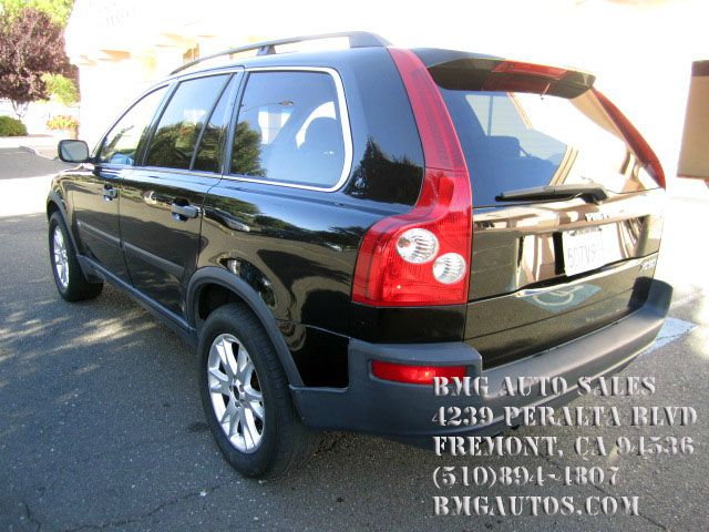 2004 Volvo XC90 4WD 4dr Sport