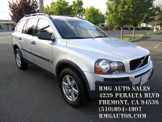 2004 Volvo XC90 Sport 4x4 SUV