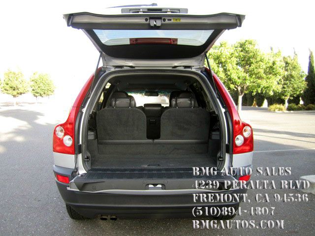 2004 Volvo XC90 Sport 4x4 SUV