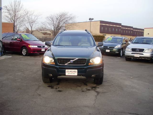 2004 Volvo XC90 LE 4x4 SUV