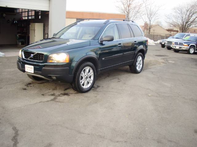 2004 Volvo XC90 LE 4x4 SUV