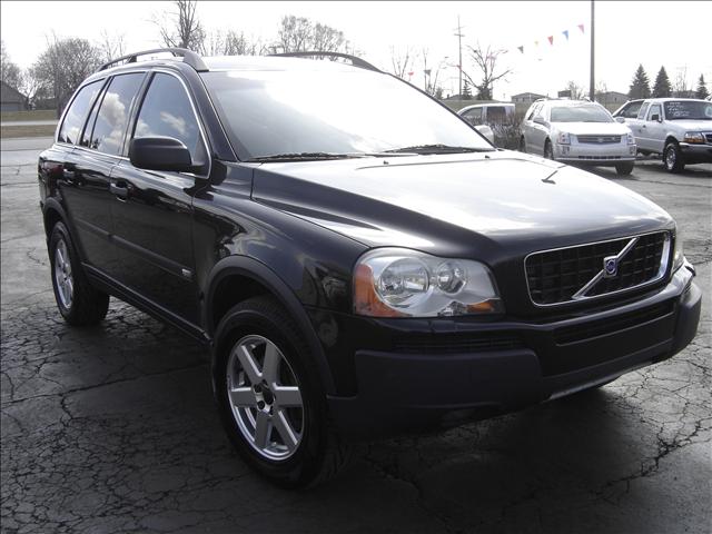 2004 Volvo XC90 LE 4x4 SUV