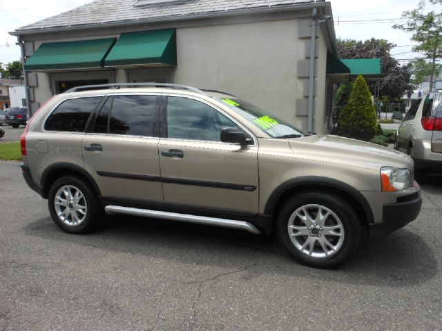 2004 Volvo XC90 3.0si Navigation Pano Htd Sts