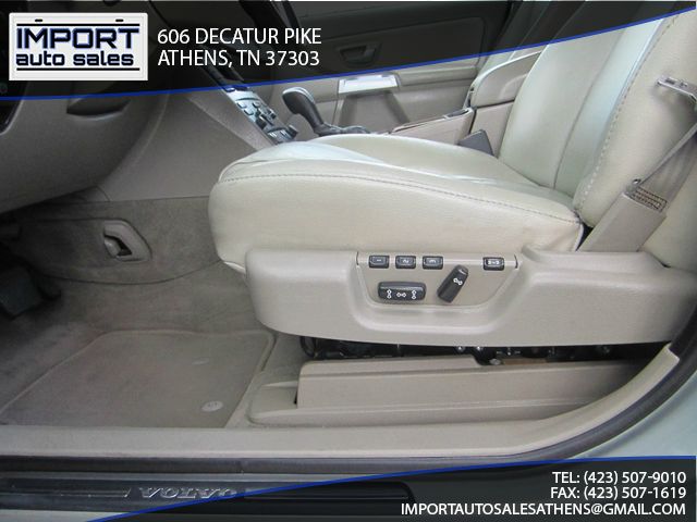 2004 Volvo XC90 3.0si Navigation Pano Htd Sts