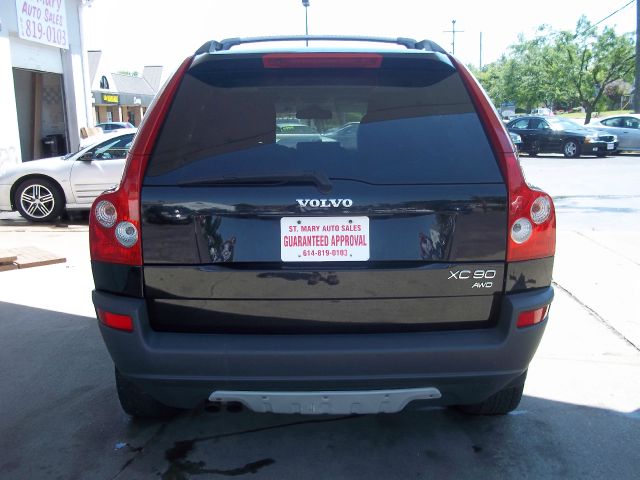 2004 Volvo XC90 Sport 4x4 SUV