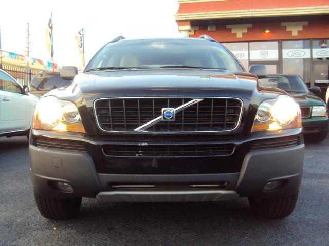 2004 Volvo XC90 4WD 4dr Sport