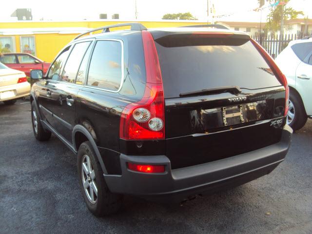 2004 Volvo XC90 4WD 4dr Sport