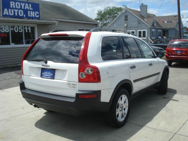 2004 Volvo XC90 3.0si Navigation Pano Htd Sts