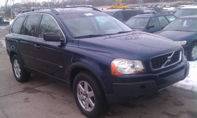 2004 Volvo XC90 4WD 4dr Sport