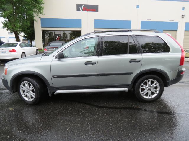 2005 Volvo XC90 3.0si Navigation Pano Htd Sts