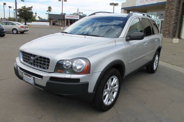 2005 Volvo XC90 SE-R