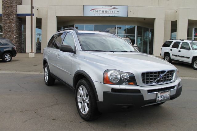 2005 Volvo XC90 SE-R