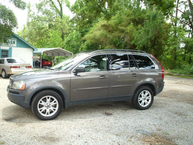 2005 Volvo XC90 SE-R