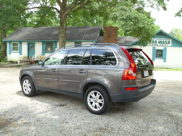 2005 Volvo XC90 SE-R